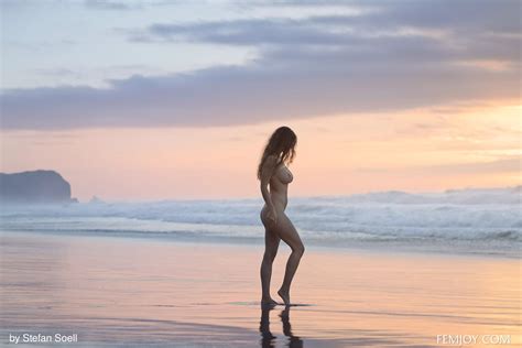 Sunset Nudes Susann Nude Pics Org
