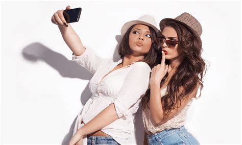 Tips For Taking The Best Selfie How To Capture Best Selfie
