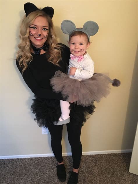 Mother Daughter Halloween Costume Idea Cat And Mouse Mother Daughter