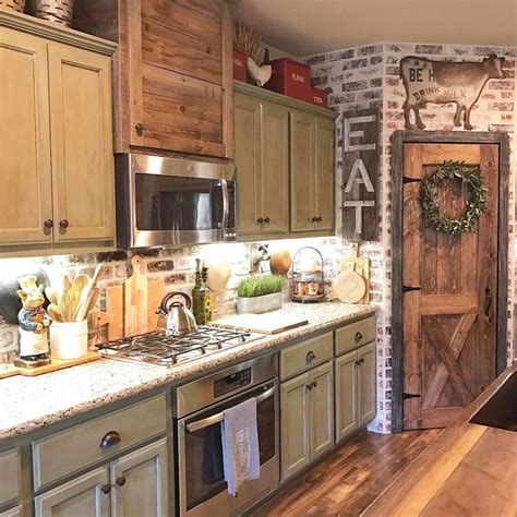36 Popular Farmhouse Kitchen Color Ideas To Get Comfortable Cooking