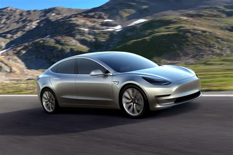 Tesla Model 3 Sedan Debuts Priced At 35000 215 Miles Of Range Edmunds