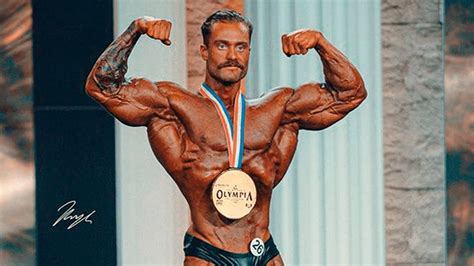 Chris Bumstead Mr Olympia Classic Physique Champion Gym