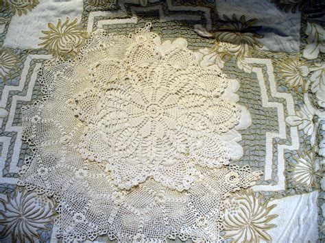 Cindy Needham Whole Cloth Quilts Vintage Quilts Antique Linens