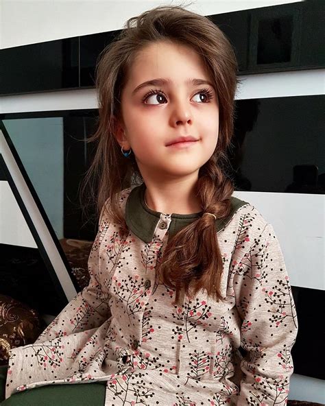 Meet The 7 Year Old Iranian Girl Who Became An Internet Sensation For