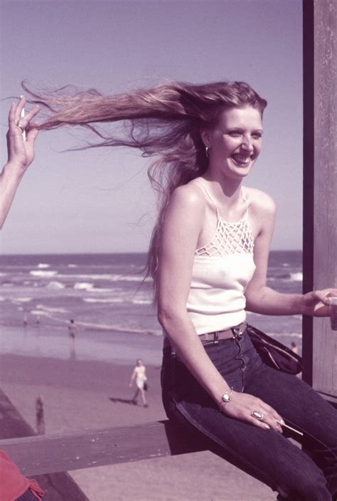 Nostalgic Photos Of American Teenage Girls At Texas Beaches During The S Vintage Everyday