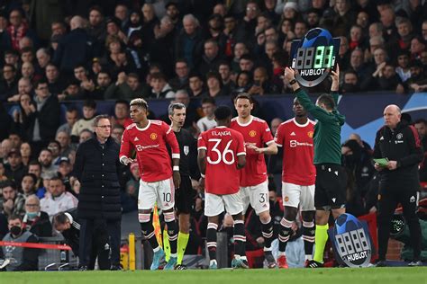 Premier League Substitution Rule: Clubs Approve Return To 5 Subs