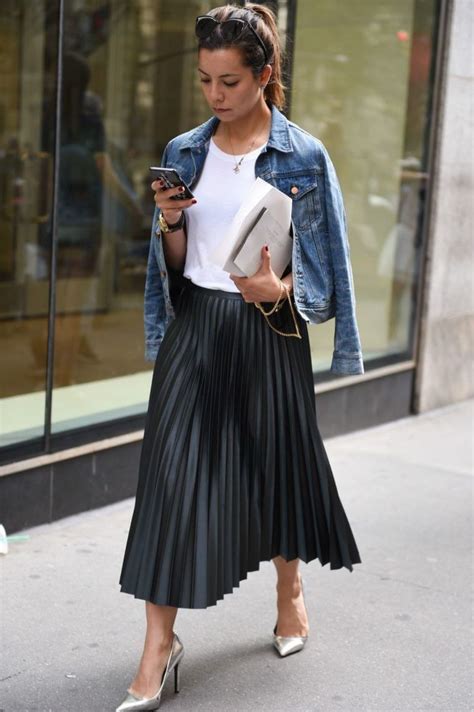 Pleated Skirt Chic Outfits Spring Fashion Leather Skirt Outfit