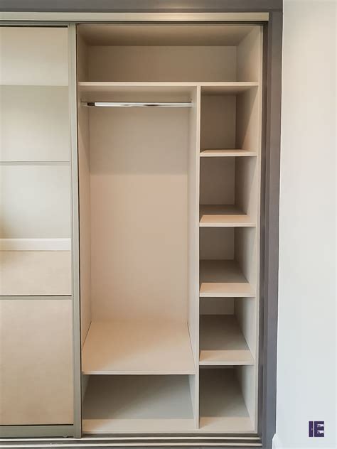 Here at sliding door wardrobes we specialise in the design, manufacture and installation of bespoke fitted wardrobes. Fitted Wardrobes Kentish Town Camden London | Sliding Door