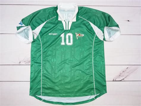 Shop for vinyl, cds and more from lechia at the discogs marketplace. Lechia Gdansk Home football shirt 2000 - 2001.