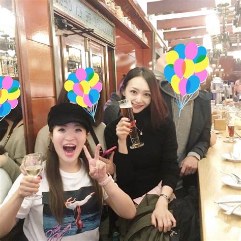 渡辺枝里子さんのインスタグラム写真 渡辺枝里子instagram「バルセロナで偶然日本から旅行中の友達に遭遇😲 ‼︎‼︎ Barreiko 久々に会えて凄く楽しい時間でした