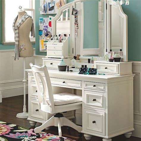 Look glamourous with a bedroom vanity. Bedroom Vanities: A new Female's Best Buddy | Dreams House ...