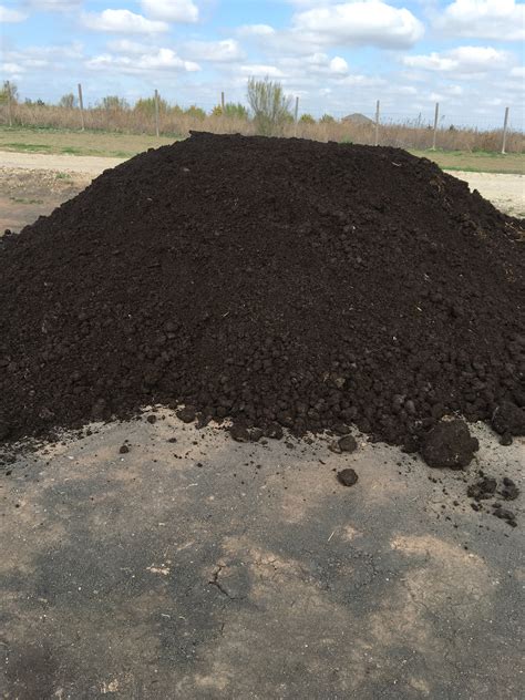 Compost Mulch Rockys Dirts
