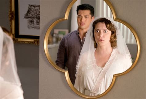 ‘crazy Ex Girlfriend Season 2 Finale Rebecca And Joshs Wedding Tvline