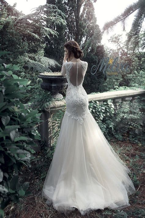 Beautiful Wedding Gowns Would Look Glamorous On All Sorts