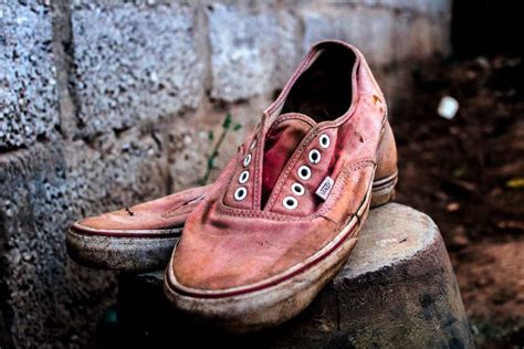 How To Clean Your Dirty Shoes Rent Blog