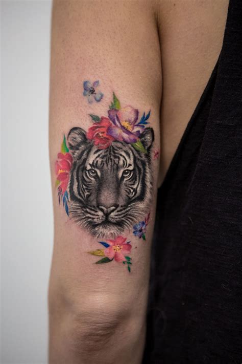 Lazer Liz Tattoos Tiger Tattoo Cool Tattoos