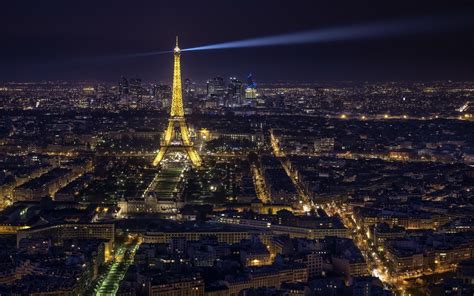 Descargar Fondos De Pantalla La Torre Eiffel De París Noche Paisaje
