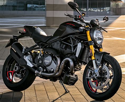 Ducati 1200 Monster S Black On Black 2020 Fiche Moto Motoplanete