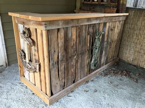 Let's start off with this amazing outdoor bar idea from 'remodelacasa'. Backyard Tiki Bar | Hometalk