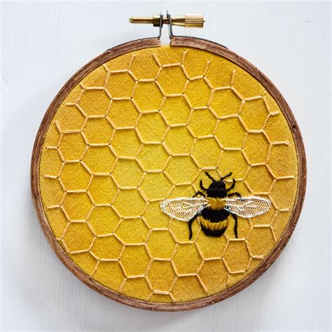 Honey To The Bee Thats You For Me~ Hand Embroidery Stitches Embroidery Projects Embroidery
