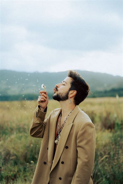 This form does not yet contain any fields. Camilo pubblica il nuovo album 'Mis manos' | Musica e Tv 2.0