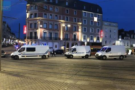 Check spelling or type a new query. Le Mans. Une compagnie de CRS en centre-ville et des ...