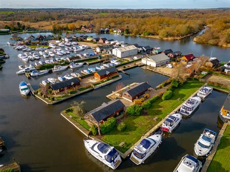Brundall Riverside Holiday Lets | Norfolk Holiday Lodges