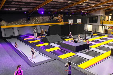 With more jumping surface, more springs, and a larger frame, rebounding force is multiplied for higher jumps and longer air time while safety is enhanced by the extra coverage under you while you jump! AirJump (Open Jump) | Air Jump Trampoline Park