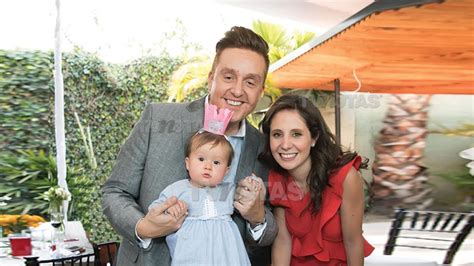 Daniel bisogno y raquel bigorra: Bautizo y cumpleaños de hija de Daniel Bisogno ¡al estilo ...