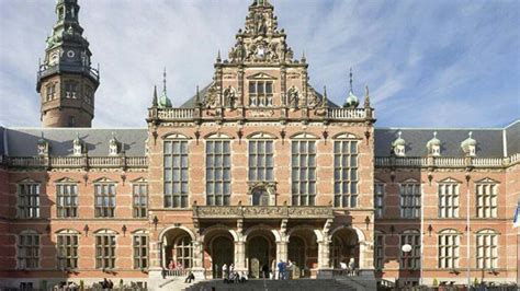Nederlandse Universiteiten Geven Na De Zomer Hybride Onderwijs