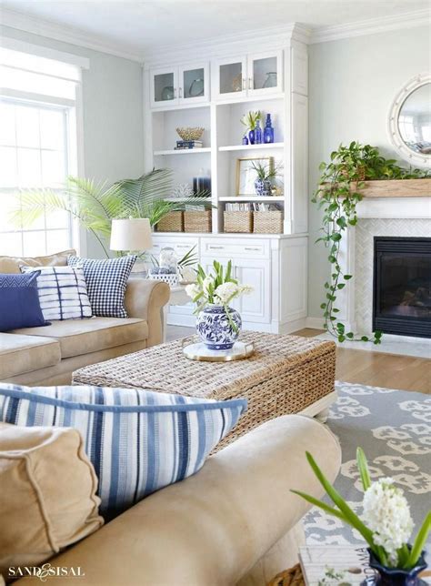 Coastal Living Rooms Different Shadres Of Teal Coastallivingrooms