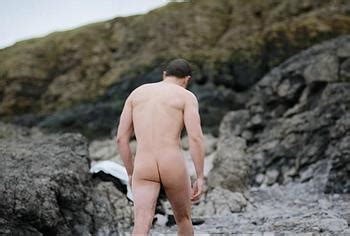 Theo James Nude Bum In Sanditon S E Gay Male Celebs Com