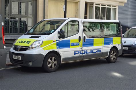 Bx13 Dzh British Police Cars Emergency Vehicles Police