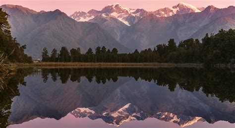 Guide To The Reflection Lakes At Lake Matheson New Zealand