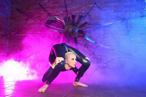 Worlds Bendiest Woman Russian Contortionist Zlata Twists Herself Into Impossible Poses