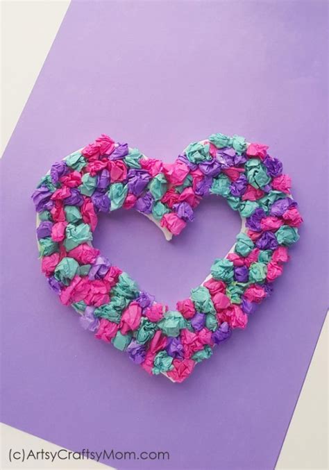 Diy Crepe Paper Heart Wreath For Valentines Day