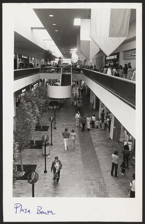 Westfield Plaza Bonita Mall : r/sandiego