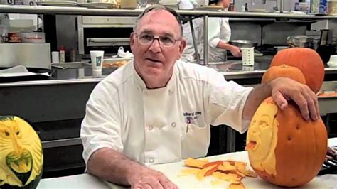 Pumpkin Carving Tips With Uas Chef Alford Youtube