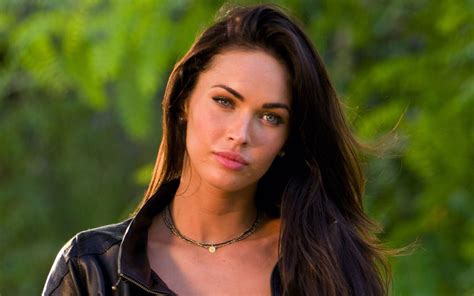 megan fox hot high resolution hd wallpapers free download 2013 wallpapers extraordinary gravity