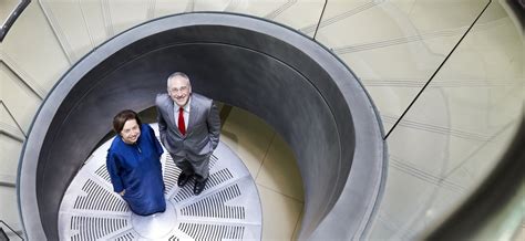Di bank negara malaysia, dr. Cover story: Tan Sri Dr Zeti Akhtar Aziz and Charles Fine ...