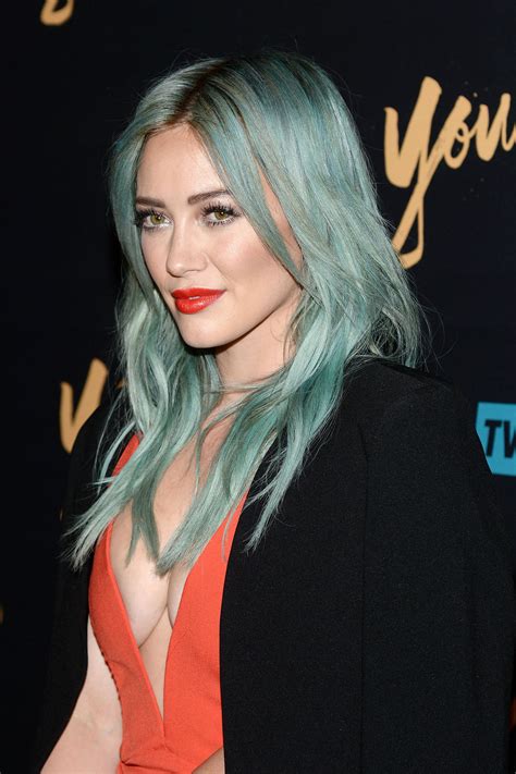 Ammazza 29 Verità Che Devi Conoscere Hilary Duff Natural Hair Color From Blue Hair To Chunky