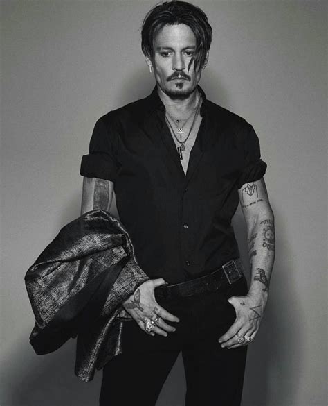 Sintético 98 Foto Tatuaje En La Mano De Johnny Depp Alta Definición
