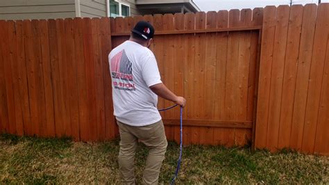 Staining A Fence With A Sprayer Youtube