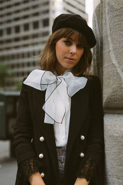 7 French Girl Beauty Secrets For Fall French Girls Style Retro My Style French Style Simple