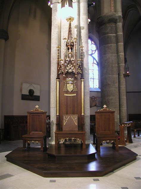 Traditional Roman Catholic Church Altars New And Restored
