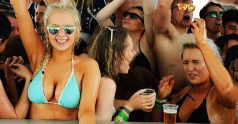 Inside Magaluf S Outrageous Naughty Naked Boat Party Where Everybody Pulls Daily Star