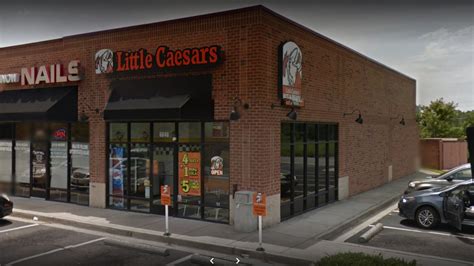 Little Caesars customers claim employee wrote 'gay' on receipt: 'We're
