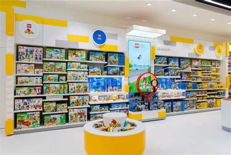 Manchesters Second Lego Shop Is Opening Up In The Trafford Centre