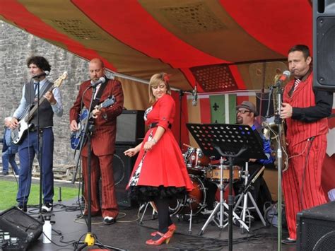 Elaina And The West Coast Stompers Swing Jive Rock N Roll Band