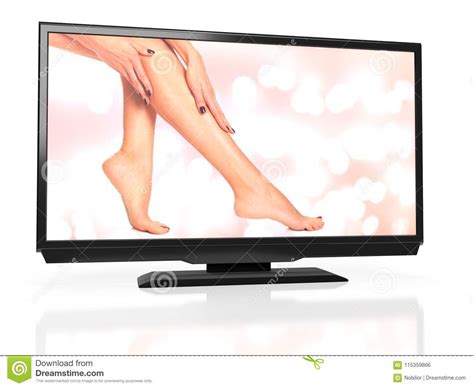 Beine Und Hände Mit Glatter Haut Auf Dem Schirm Modernen LED Fernsehers Stockfoto Bild von